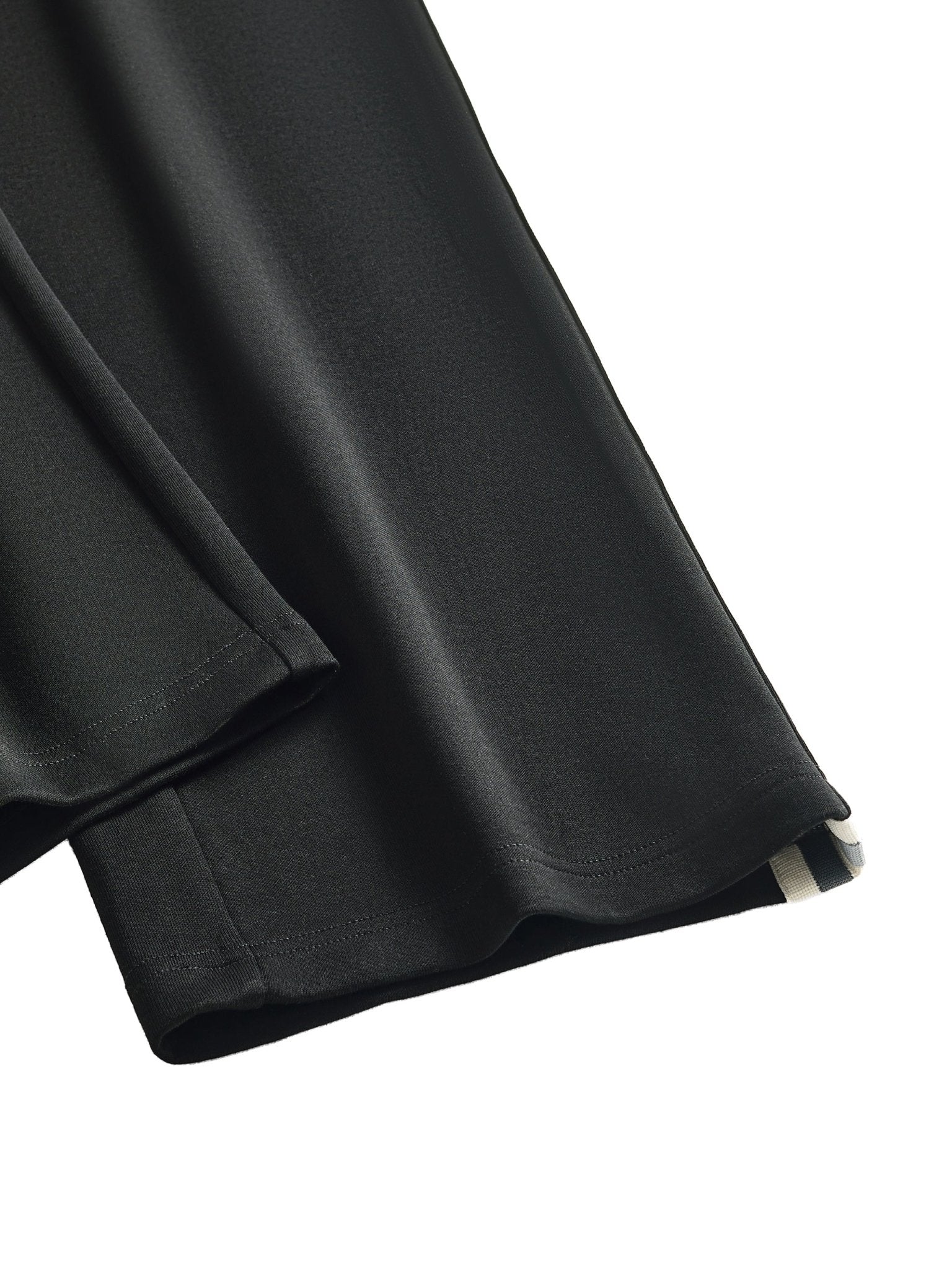 DF Black Contrast Side - Stripe Straight - Leg PantsContrast Side - Stripe Straight - Leg PantsDF Black Contrast Side - Stripe Straight - Leg Pants251005PODPX1320001