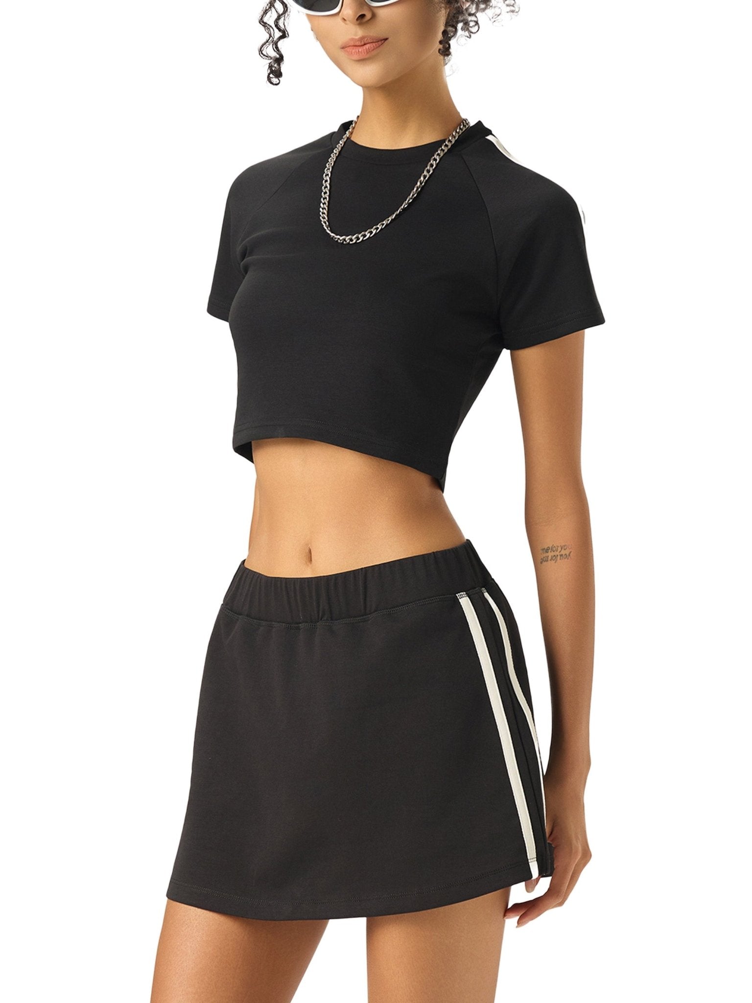 DF Taped Cooling Performance Crop TopTaped Cooling Performance Crop TopDF Taped Cooling Performance Crop Top250813PODAA0773001