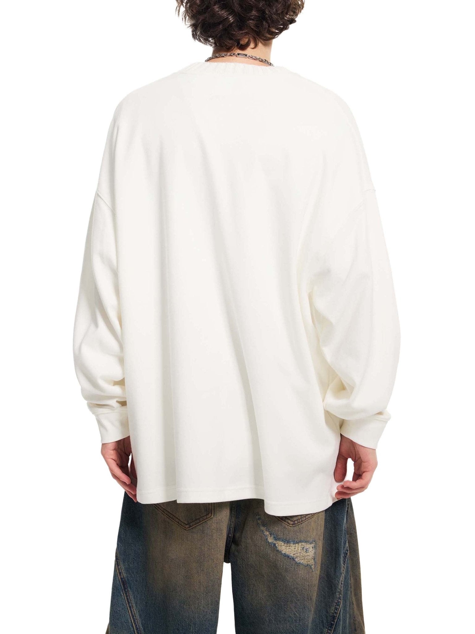 White Knitted Round Neck Oversize SweatshirtKnitted Round Neck Oversize SweatshirtWhite Knitted Round Neck Oversize Sweatshirt251012PODRA1105001