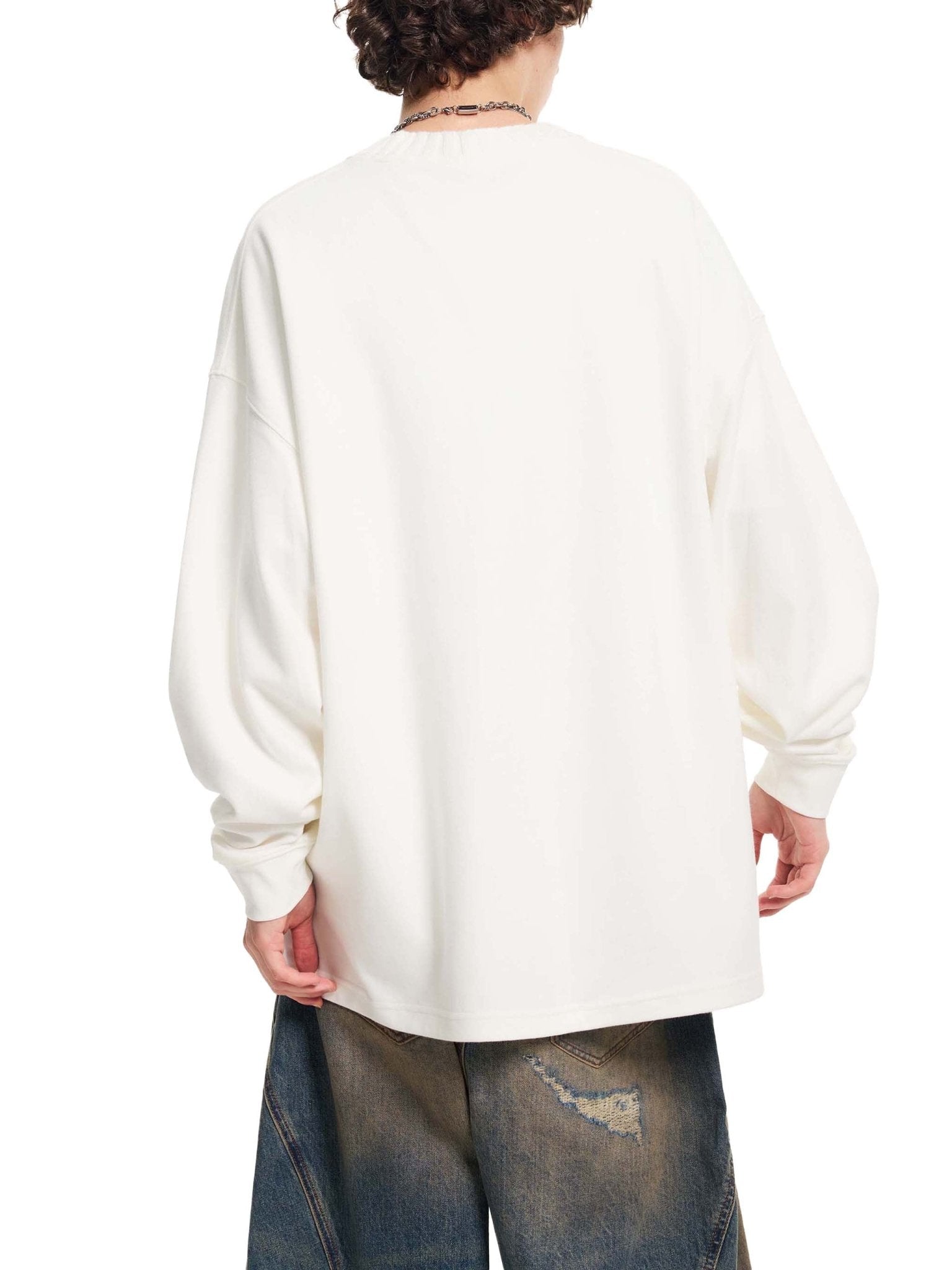 White Knitted Round Neck Oversize SweatshirtKnitted Round Neck Oversize SweatshirtWhite Knitted Round Neck Oversize Sweatshirt251012PODRA1105001